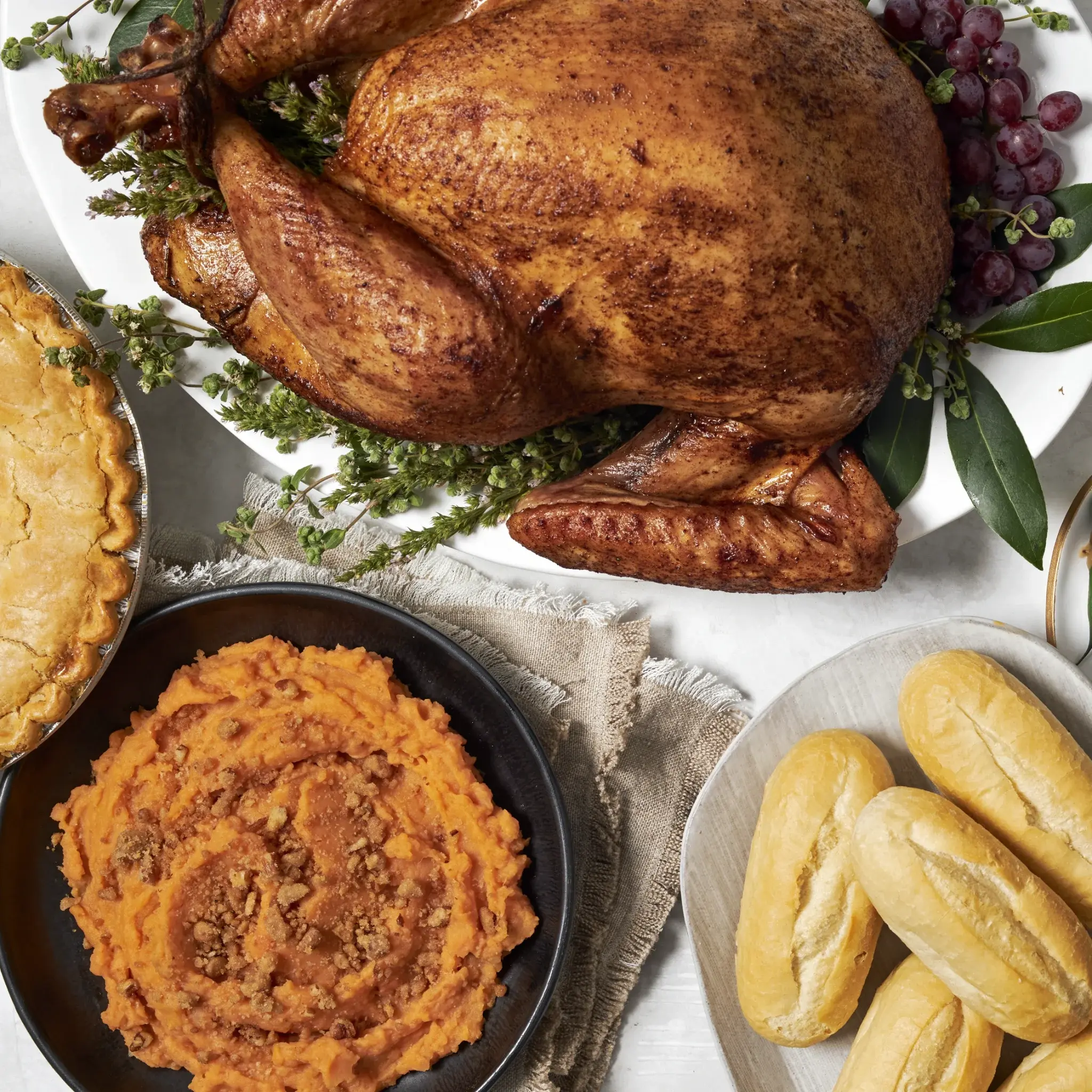 Thanksgiving_Turkey_Spread_0030.webp