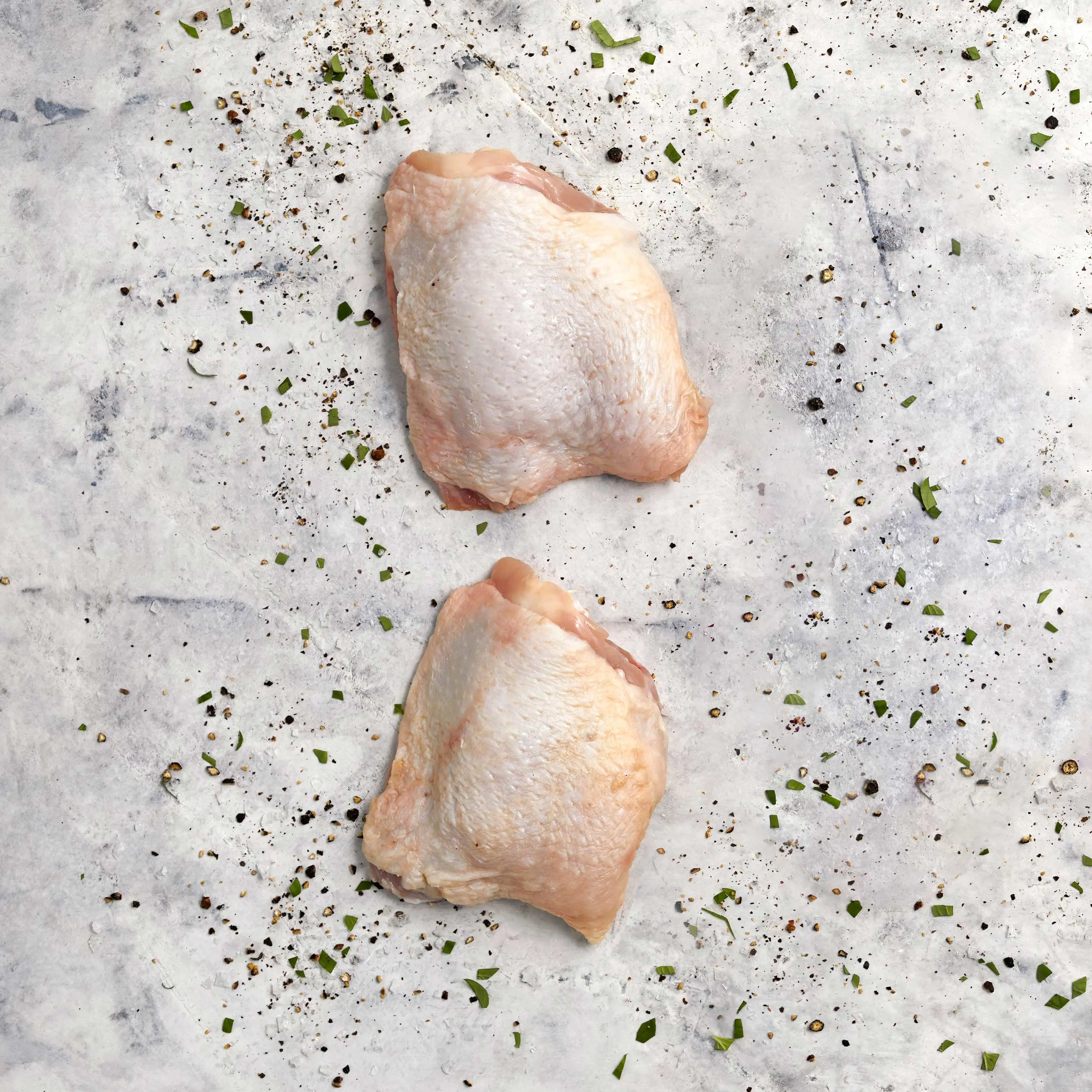 WFC 7046 7106 Chicken Thighs BISkinOn Raw