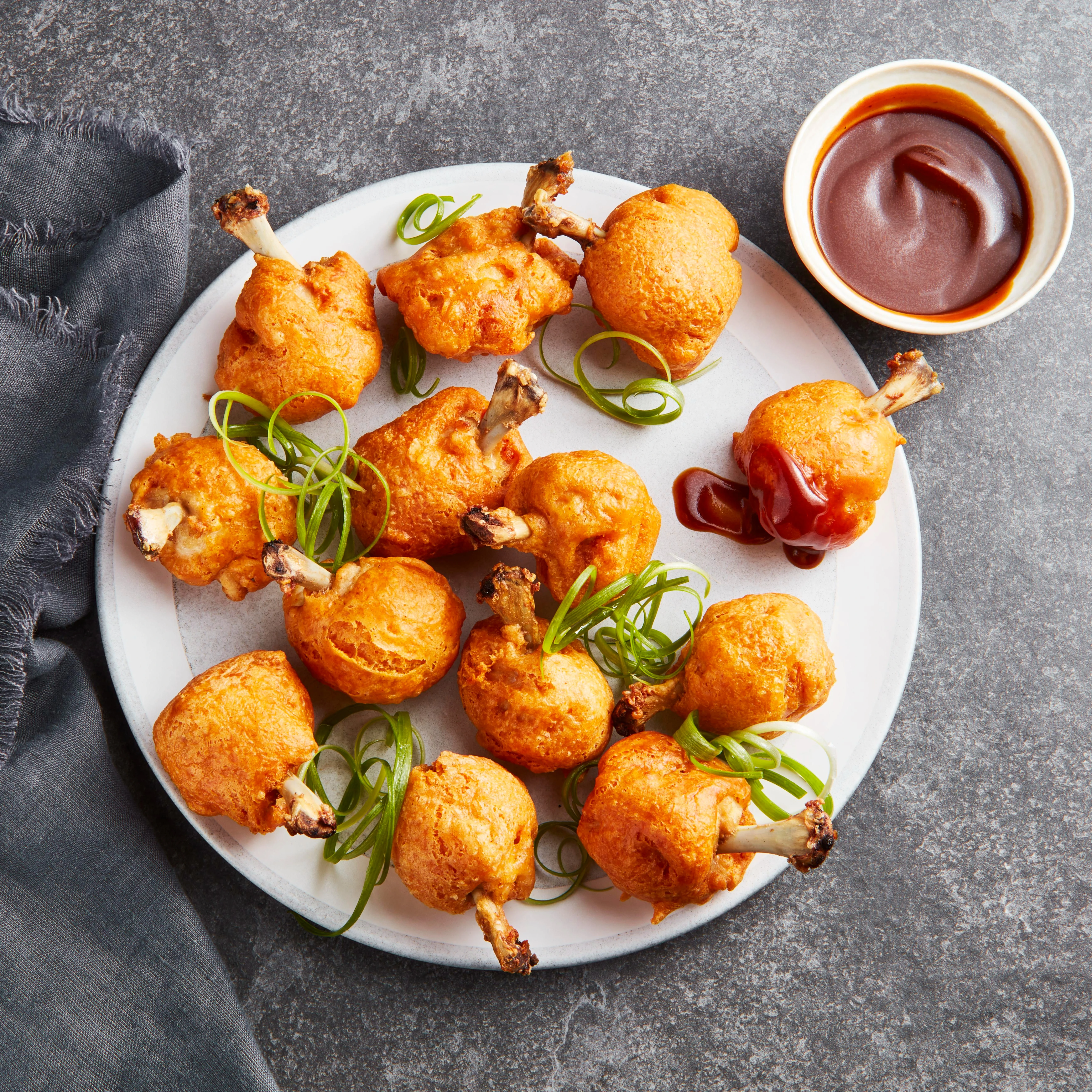 WFC 7061 Chicken WingDrums Frenched Lifestyle 1x1