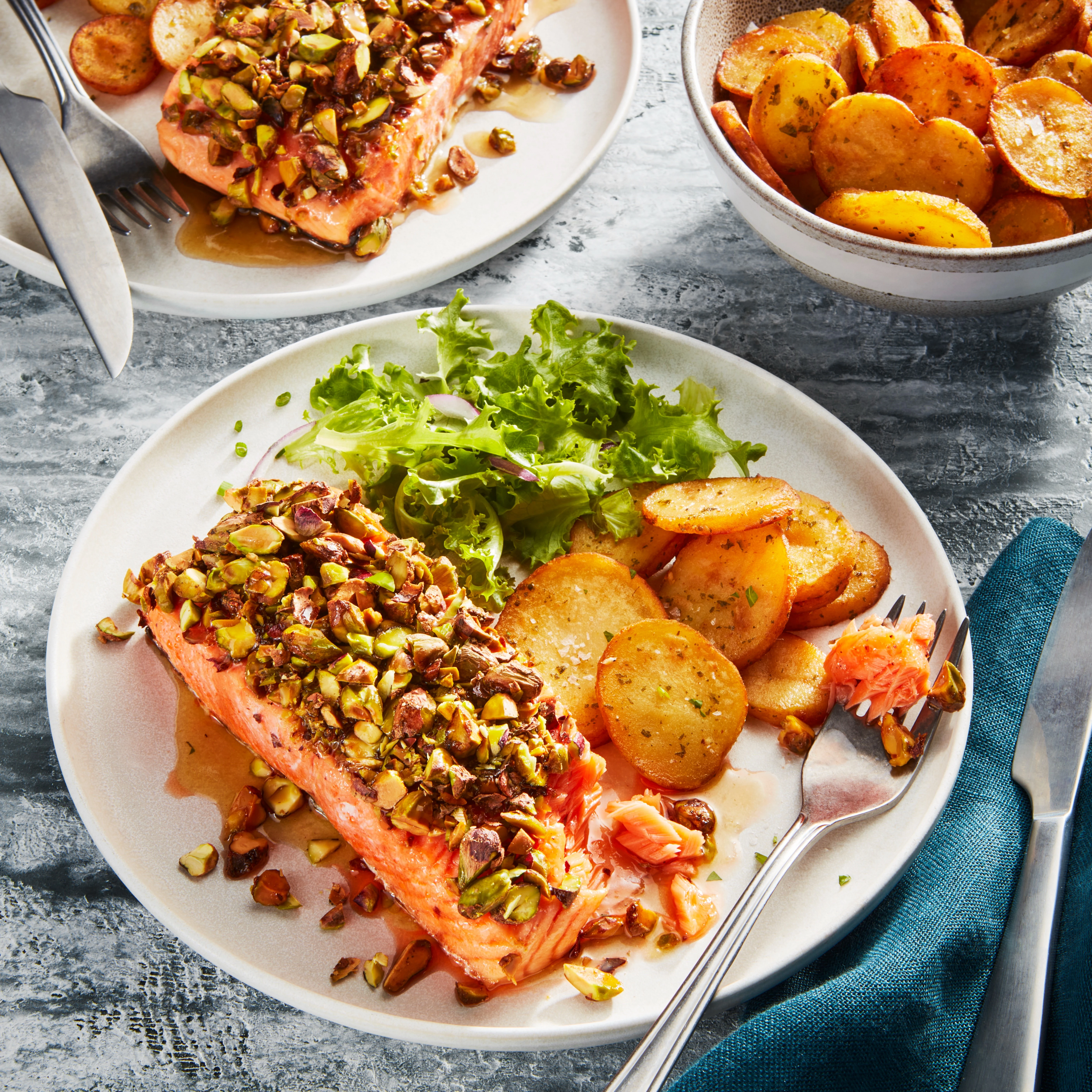 WFC 5040 5262 Seafood KingSalmonChinook LS