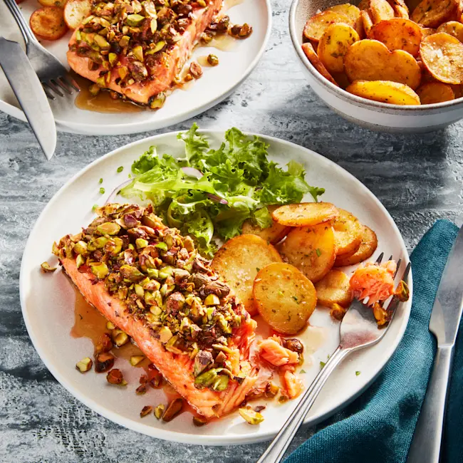 WFC 5040 5262 Seafood KingSalmonChinook LS