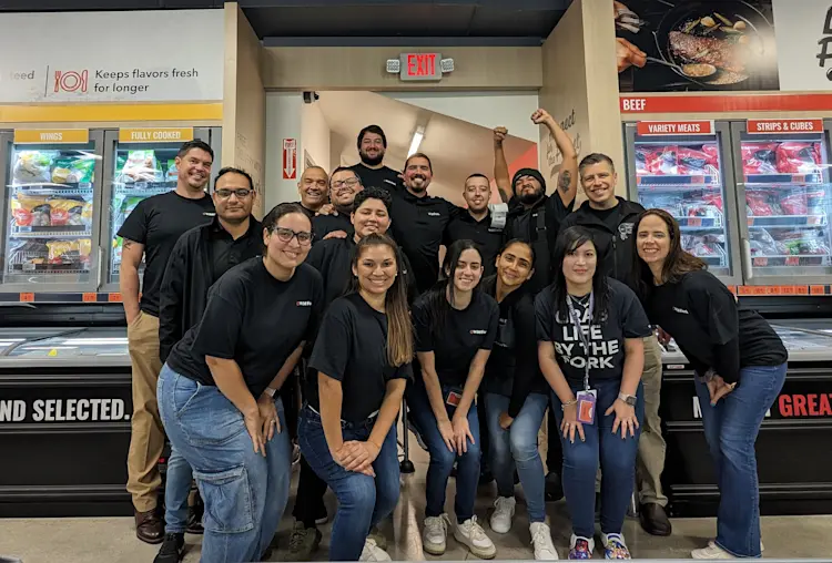 PXL 20231116 184415278-2