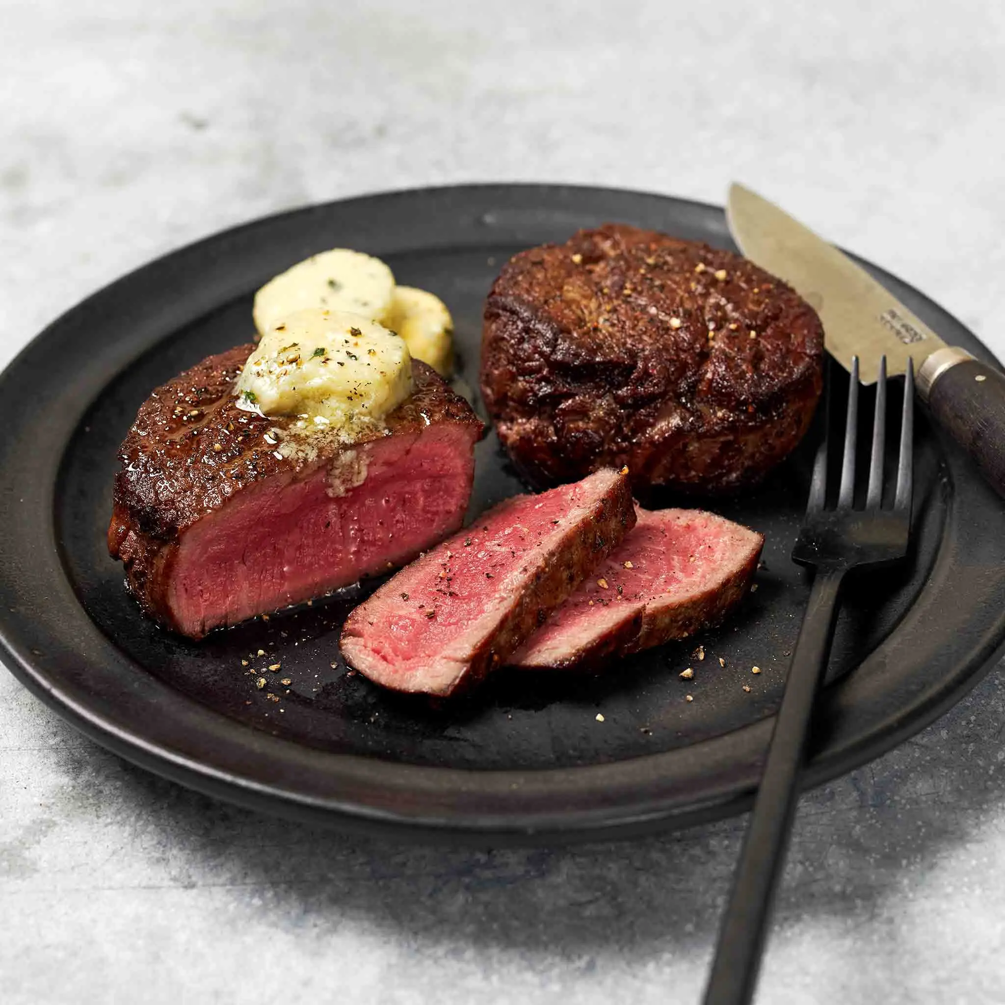 WFC 6555 Beef Steak Tenderloin Lifestyle