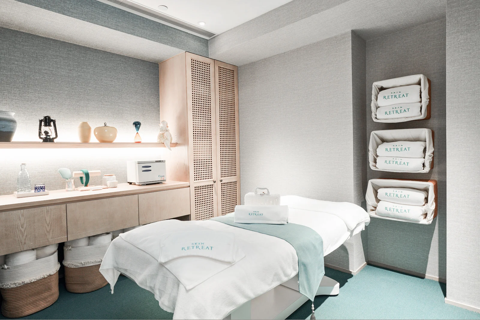 Skin Retreat treatment room