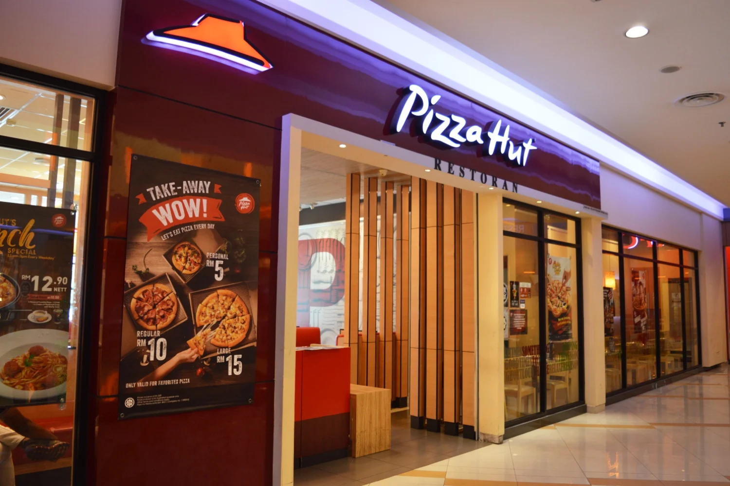 Client From SleekFlow Pizzahut using CRM tools
