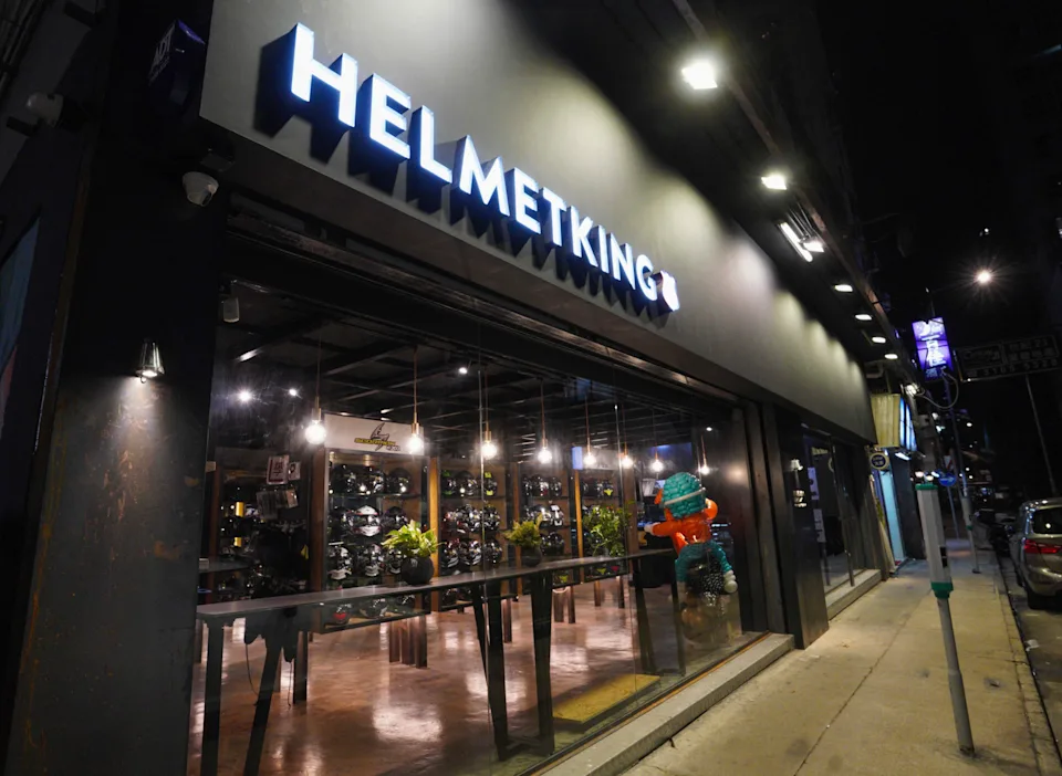 Creating a smart retail experience with SleekFlow: Helmet King’s journey
