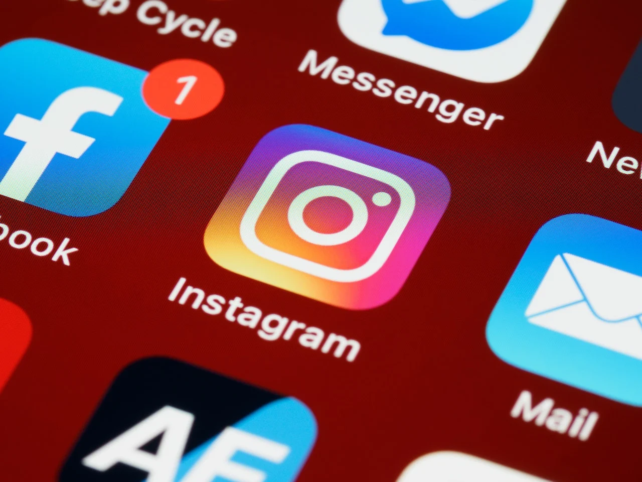 Mengapa Bisnis Perlu Beriklan di Instagram Ads