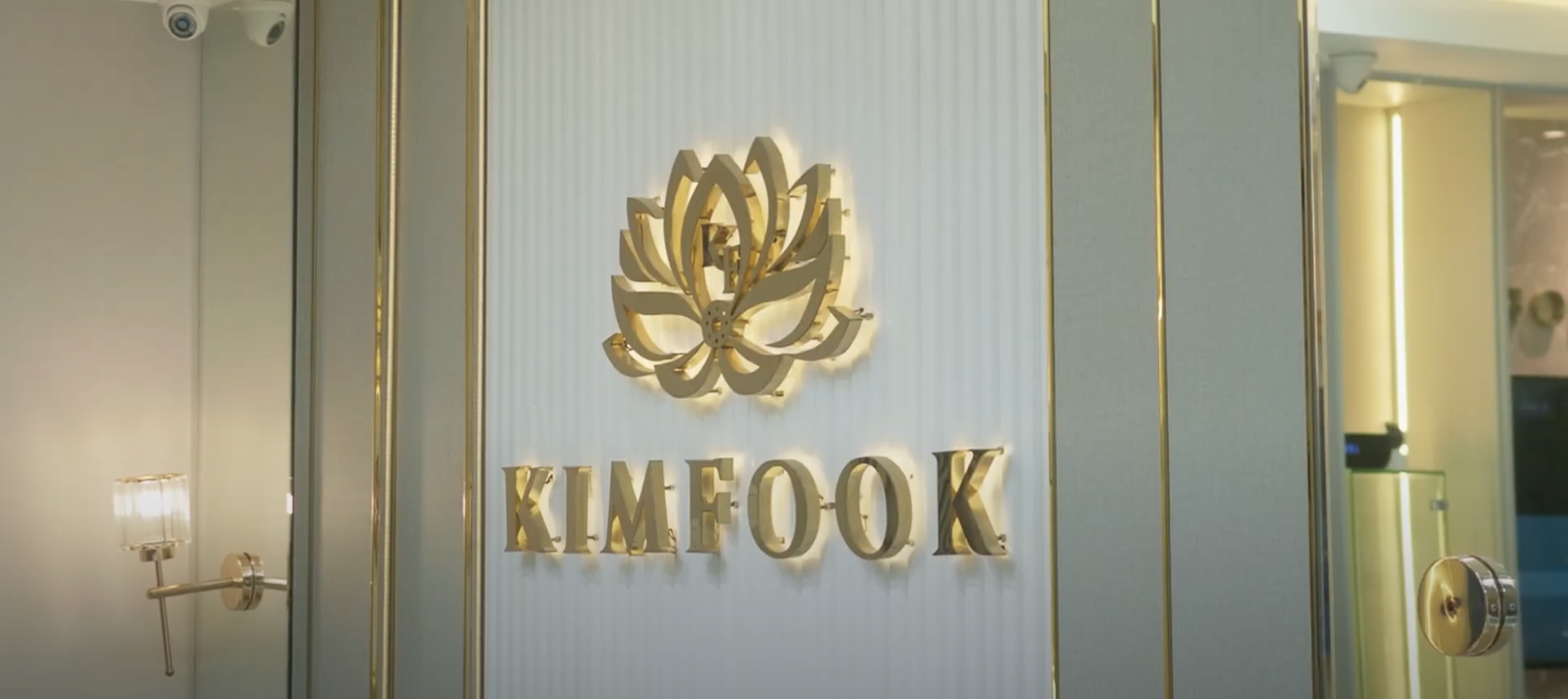 Kimfook Jewelry Boost Sales through Chat Commerce and WhatsApp Marketing