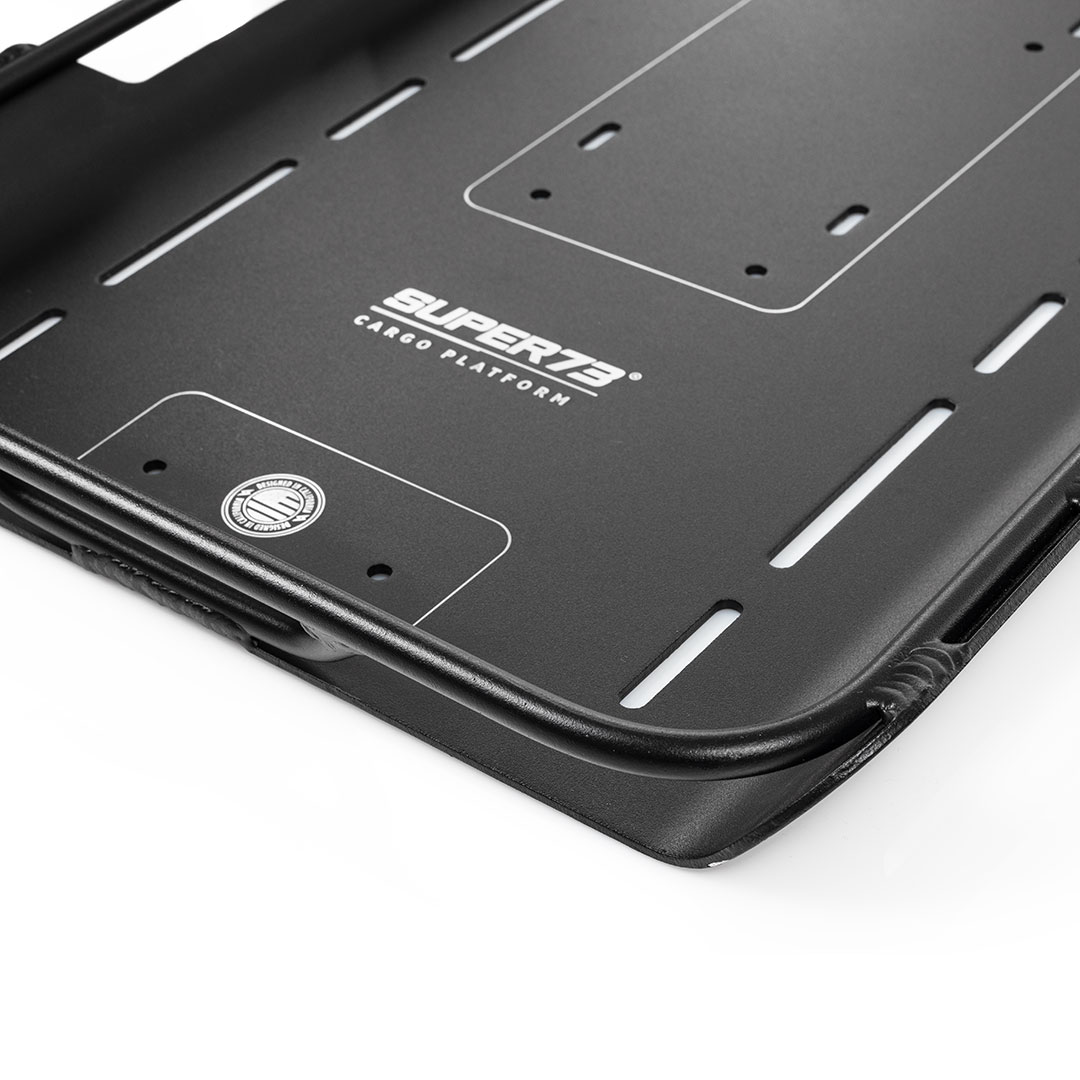 detail view of reversible cargo platform.