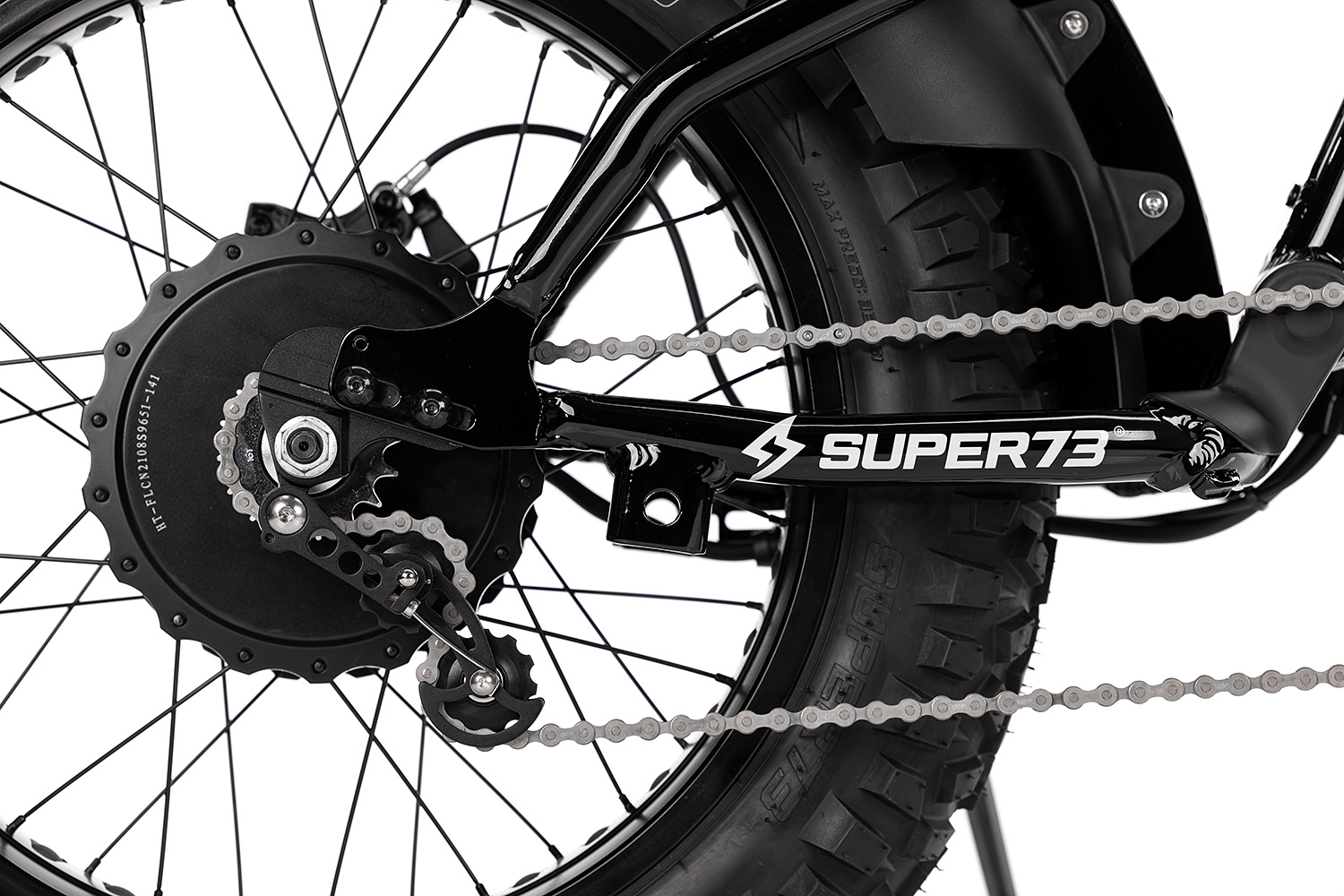 Closeup of the Super73-RX Mojave in Obsidian black rotor