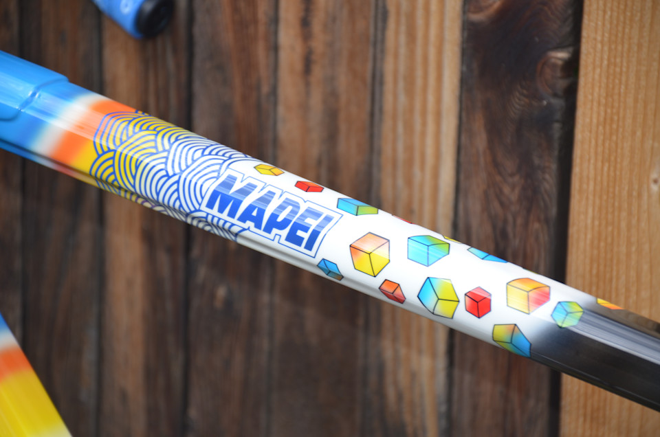 14 Mapei C60 Top Tube image 15