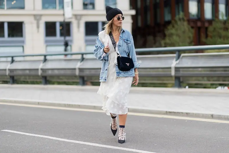 the_best_street_style_at_london_fashion_week_spring_2018-39_IMG