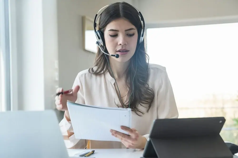 L-hairstyles-for-video-calls