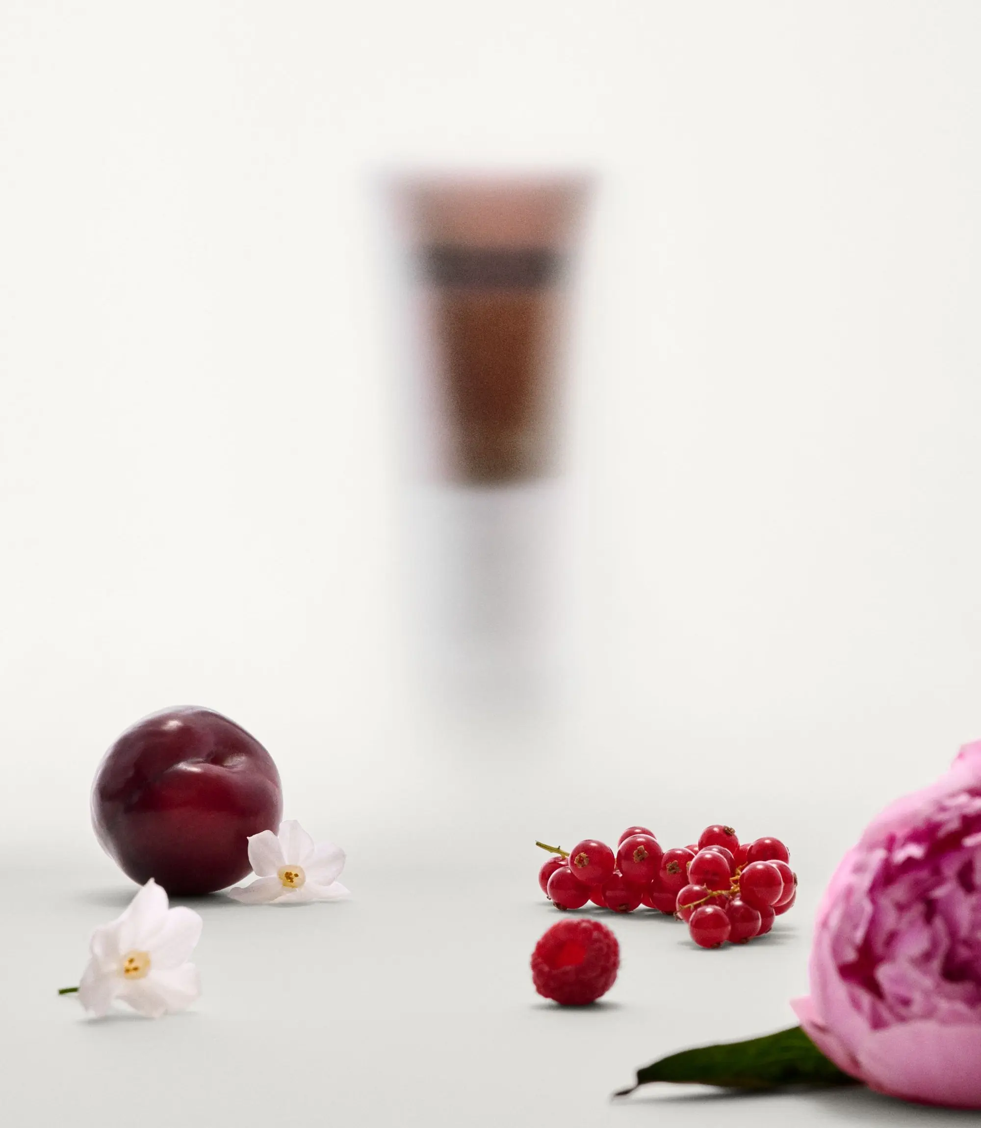 color-2025 10 16 JOHN FRIEDA BEFORE AFTER SHOT 11 STILL LIFE PILLAR COLOUR 001-2000x2300