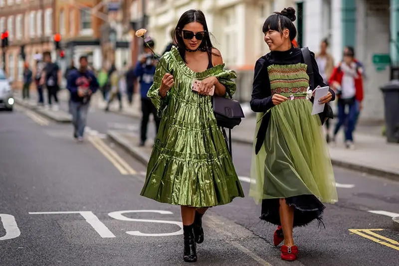 the_best_street_style_at_london_fashion_week_spring_2018-4_IMG