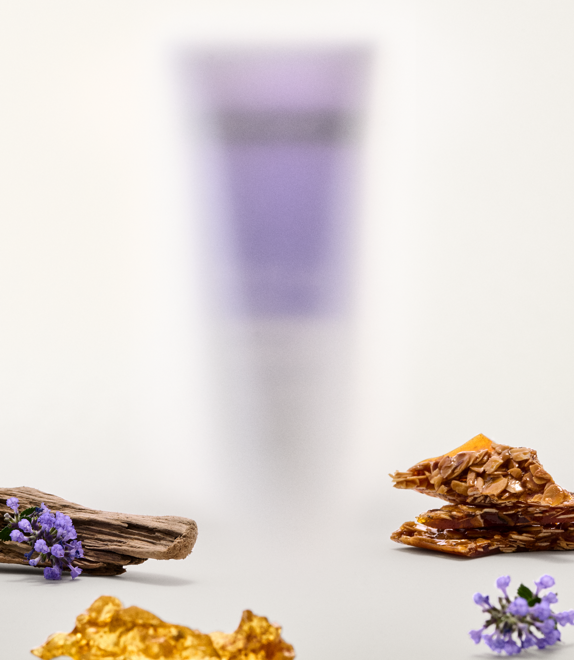 2025 10 16 JOHN FRIEDA BEFORE AFTER SHOT 11 STILL LIFE PILLAR FRIZZ 008 edit-2000x2300