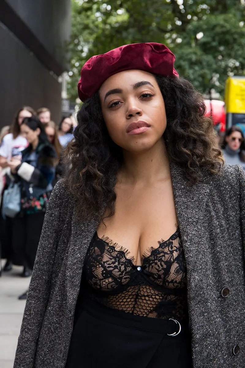 the_best_street_style_at_london_fashion_week_spring_2018-51_IMG