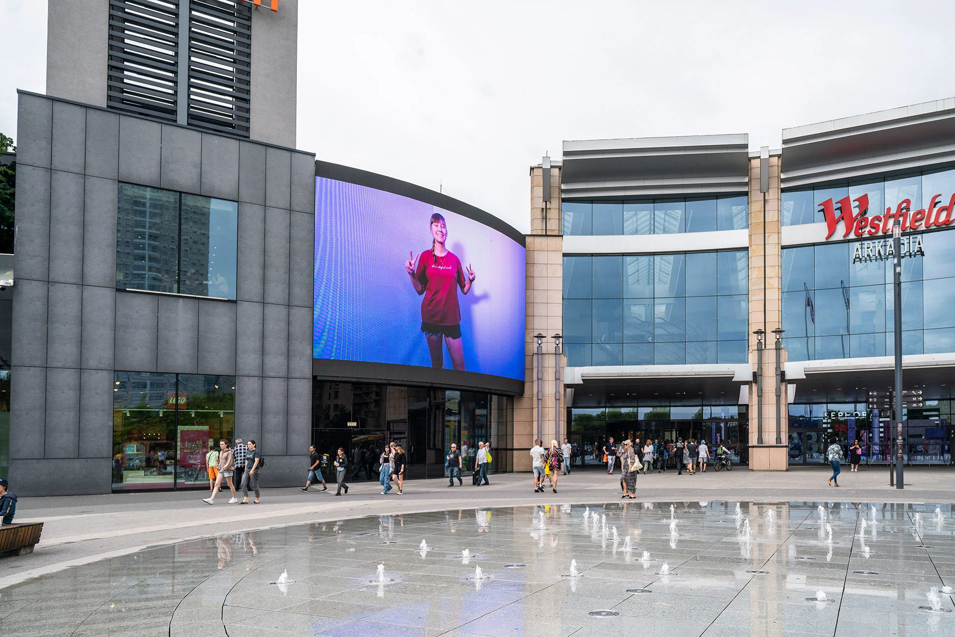 Maybelline - Westfield Arkad