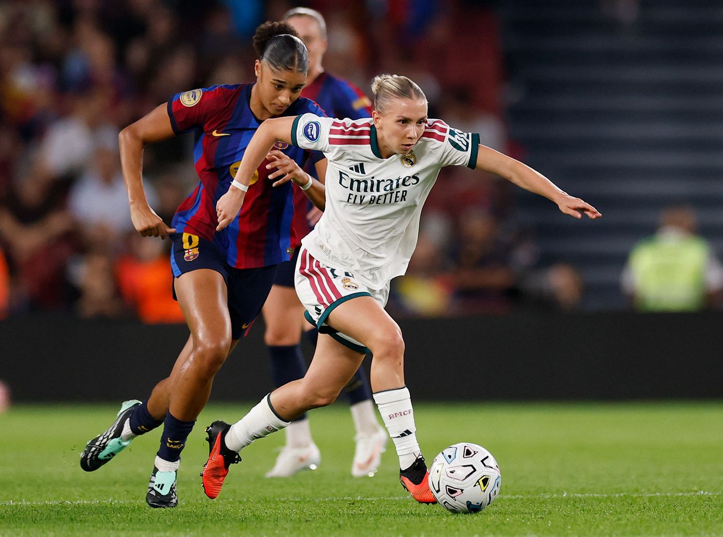 Felicia Schröder ante el FC Barcelona