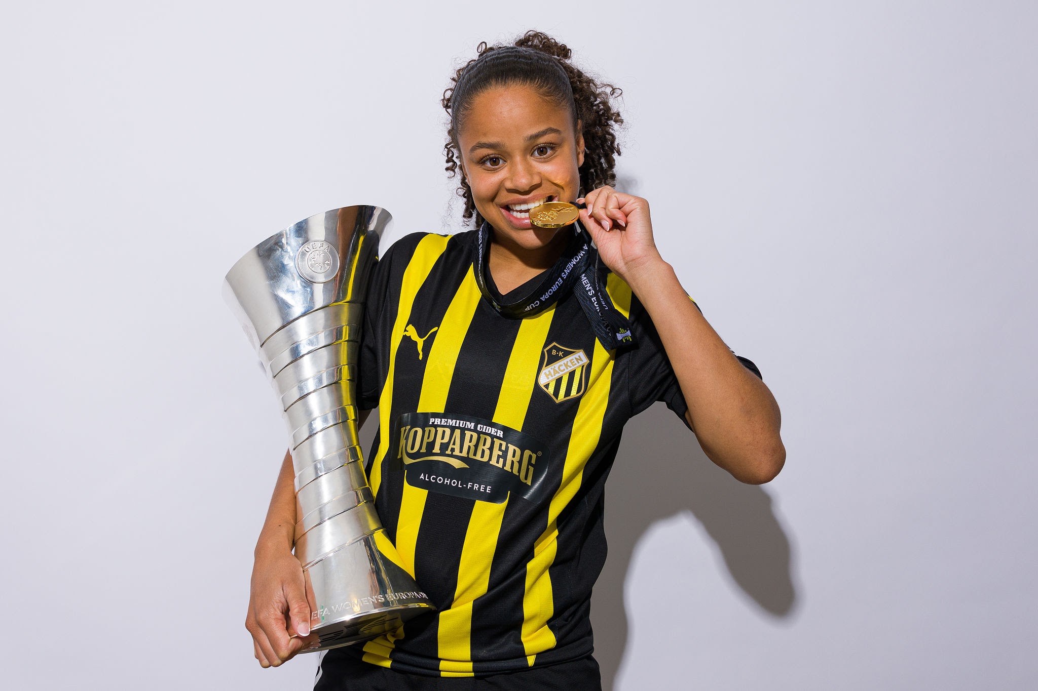 Felicia Schröder, campeona de la UEFA Women's Europa Cup y máxima goleadora
