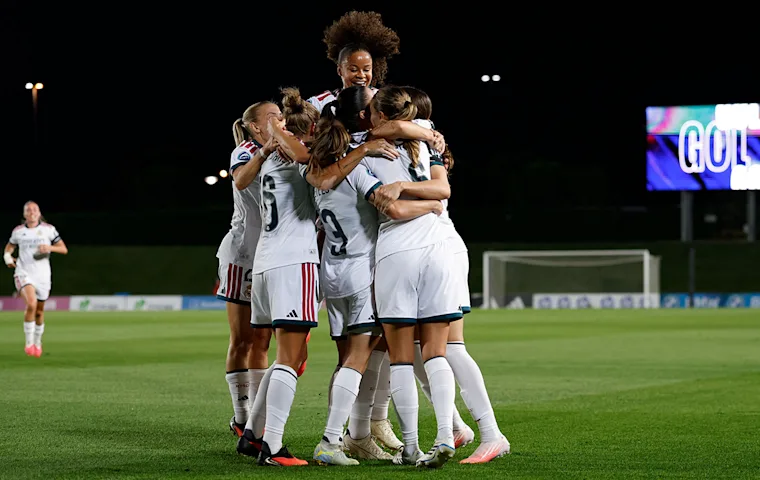 Real Madrid 3-2 Atlético: Schröder y Toletti deciden el derbi