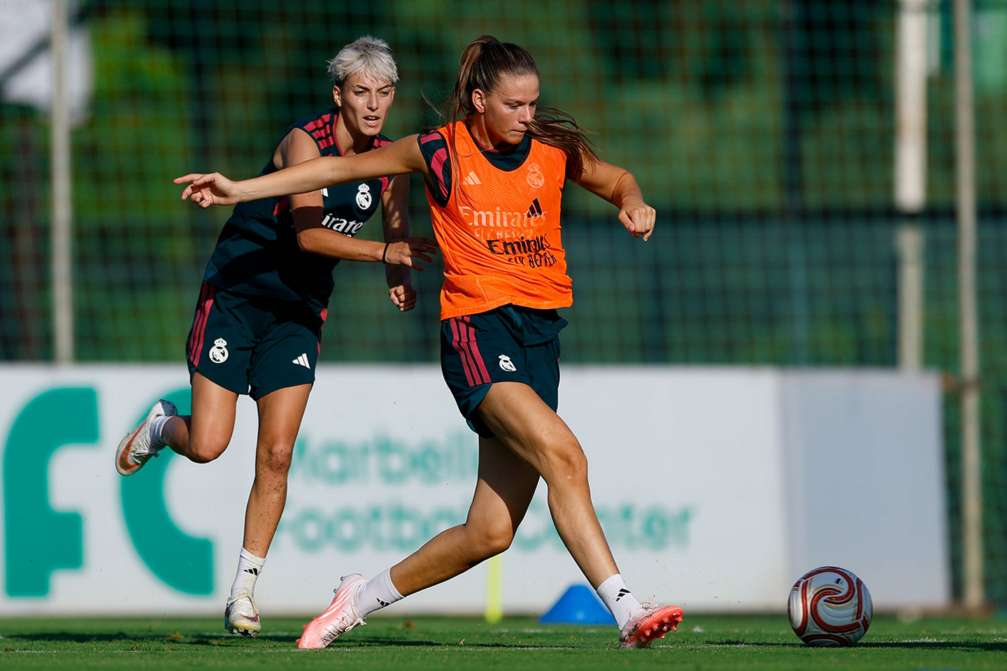 María Méndez durante el entrenamiento previo al Real Madrid-Sevilla FC