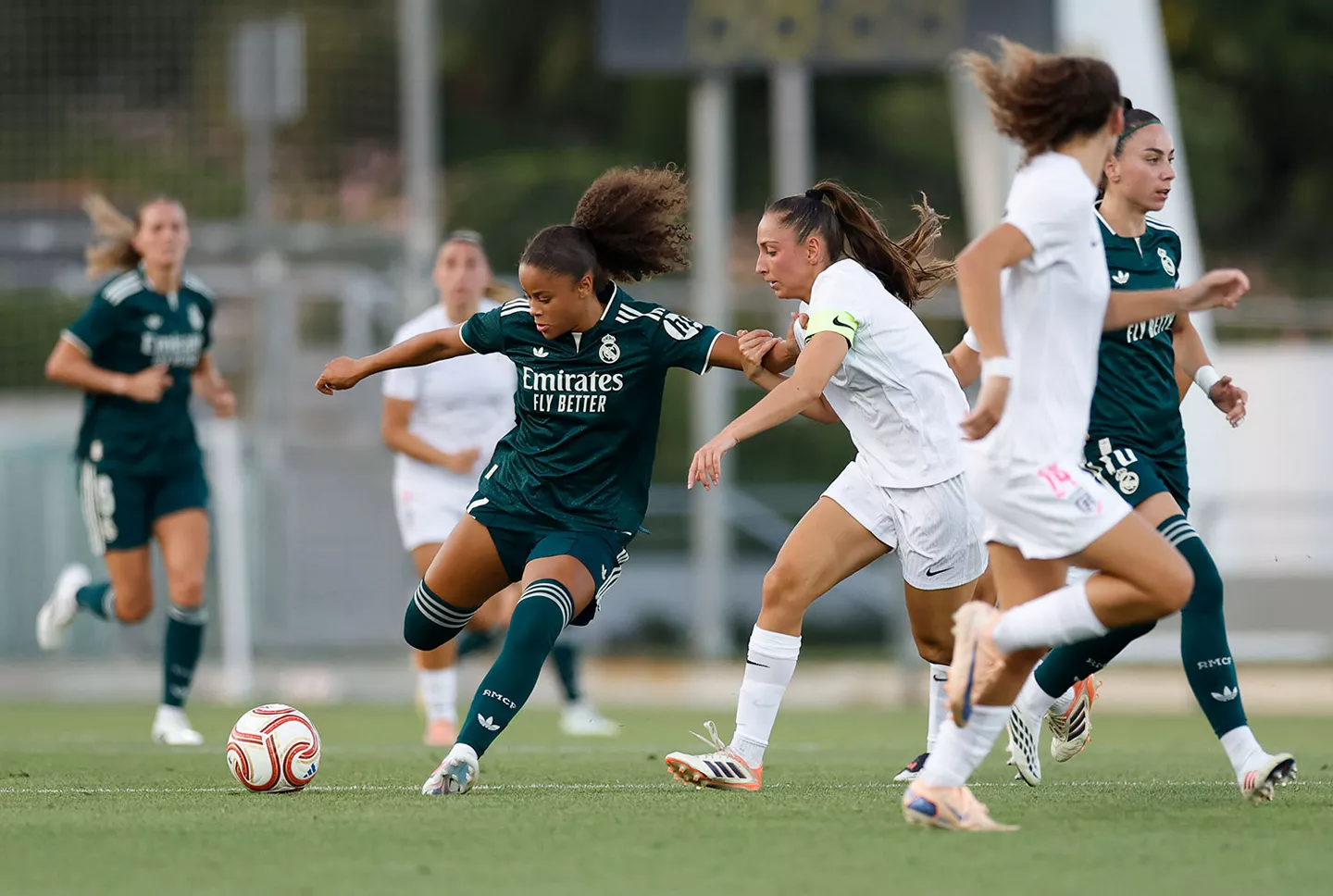 Felicia Schröder durante el amistoso contra el Madrid CFF