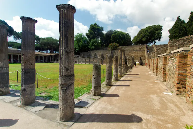 Skip the Line, Archaeologist-Led Pompeii Tours | Walks