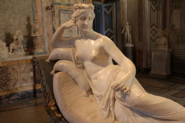 Canova's statue of Pauline Bonaparte scandalized the world when it was unveiled 