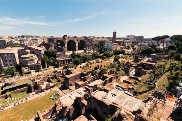 A spectacular view of the Roman Forum. 