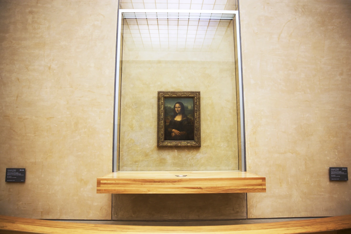 The' Mona Lisa' is smaller than you think she is