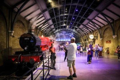 Warner Bros. Studio Tour London - The Making of Harry Potter & London Walking Tour