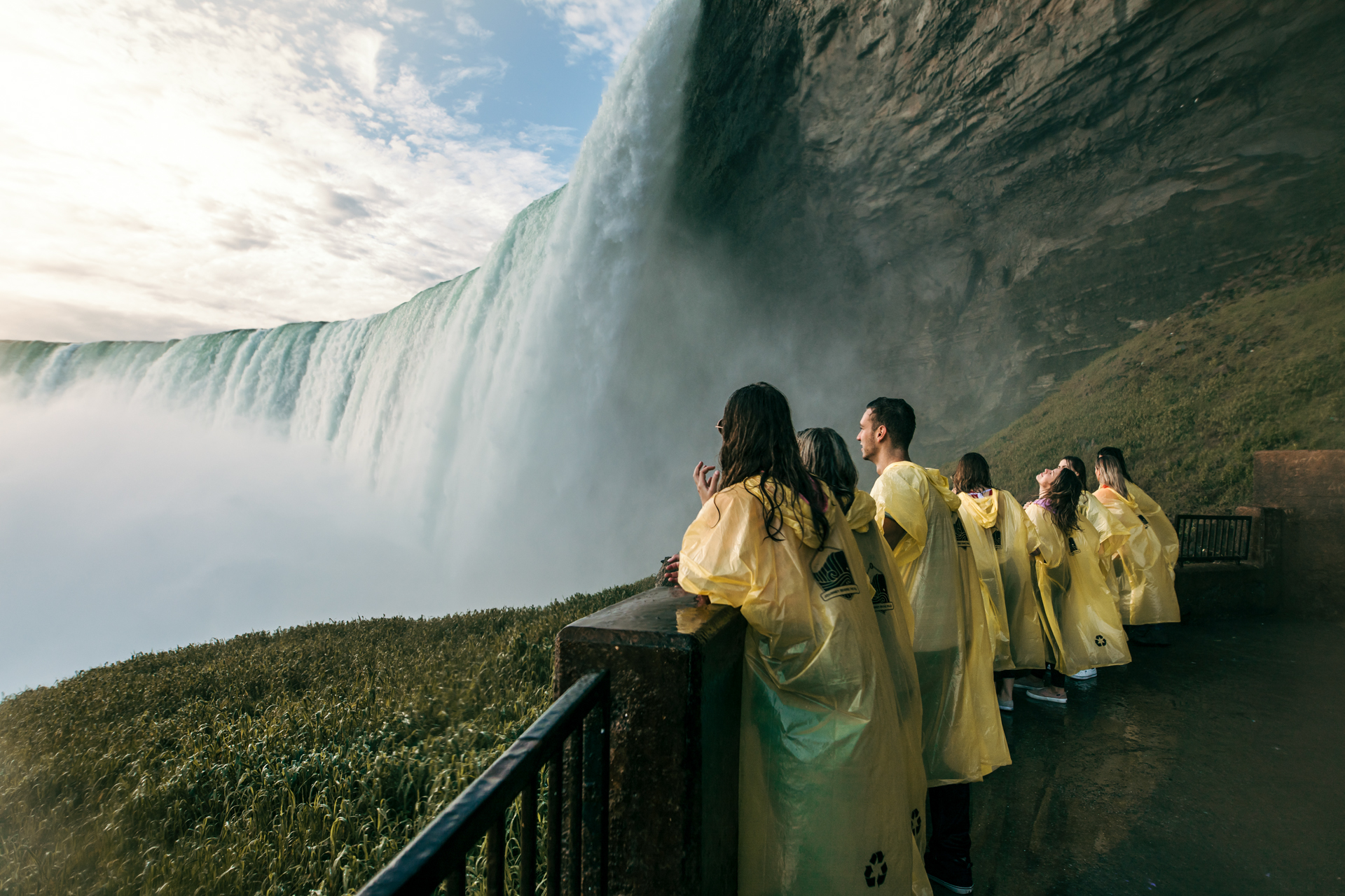 Complete Niagara Falls Tour: Boat Ride & Journey Behind the Falls | Walks