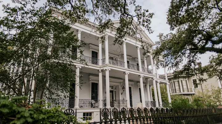 1305 - NOLA In an Day 16x9-0006