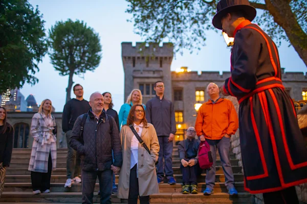VIP Tower of London Night Tour & Ceremony of the Keys | Walks Tours