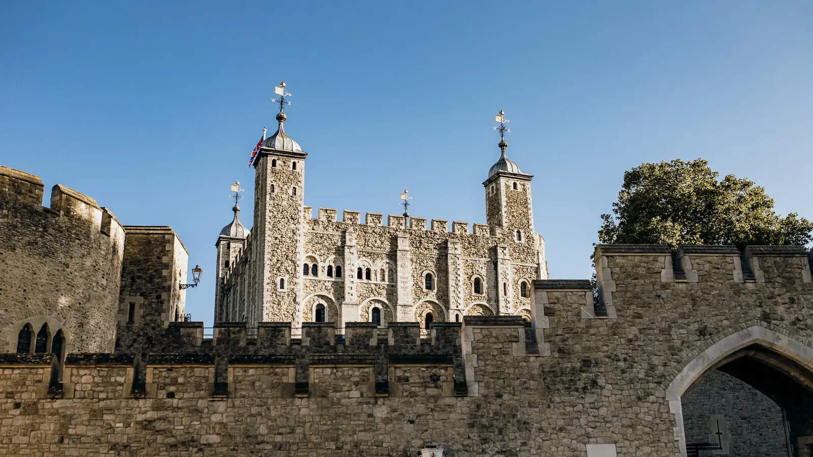 tower of london warden tour