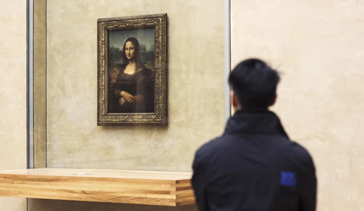 Visit the Mona Lisa at her quietest time of day on our Louvre tour