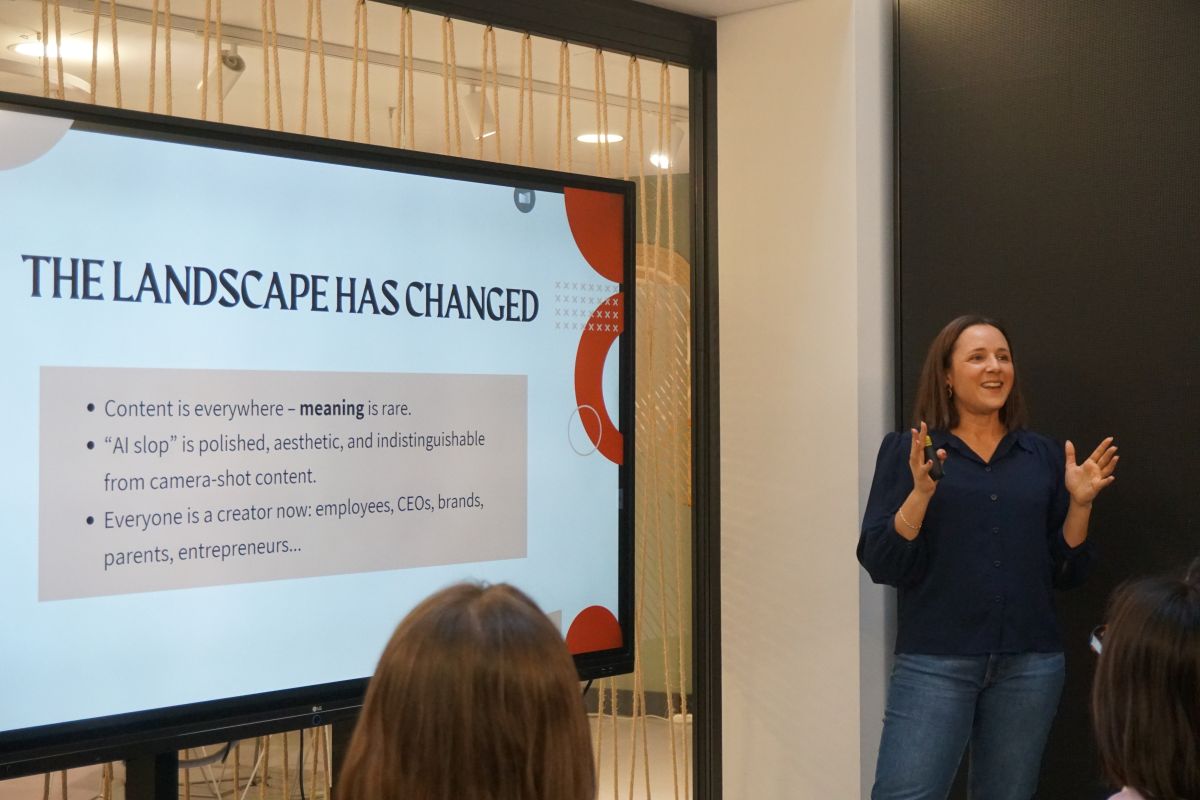 story-section-image-item