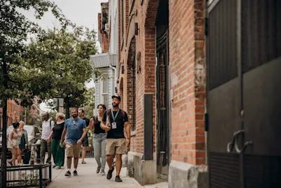 South Street Seaport, Brooklyn Heights & DUMBO Ferry & Walking Tour