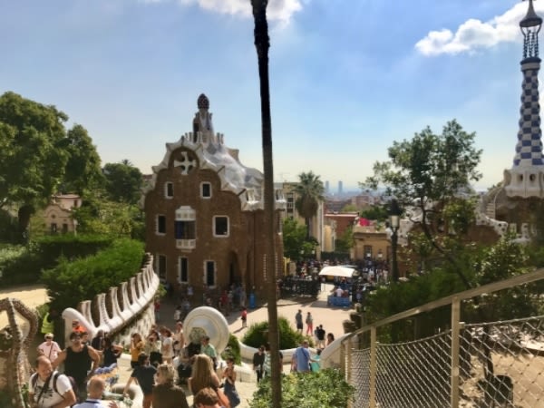 the complete skip the line gaudi tour take walks