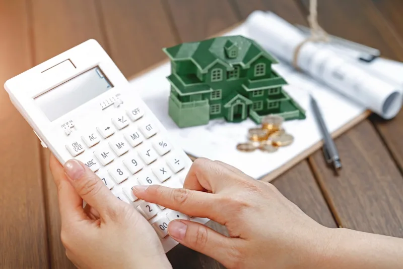 一個實用的按揭計算機，通常可讓用家輸入貸款額、年利率及還款期｜康業信貸快遞