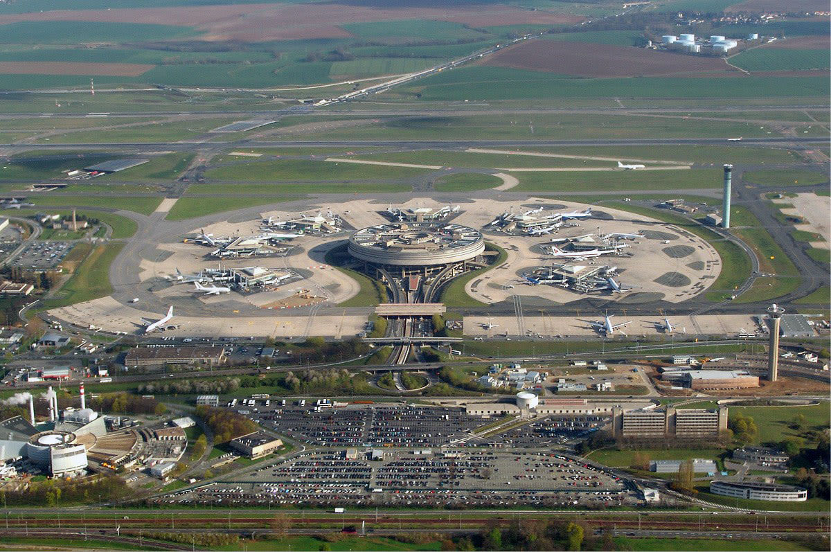 Сharles Gaulle Airport main