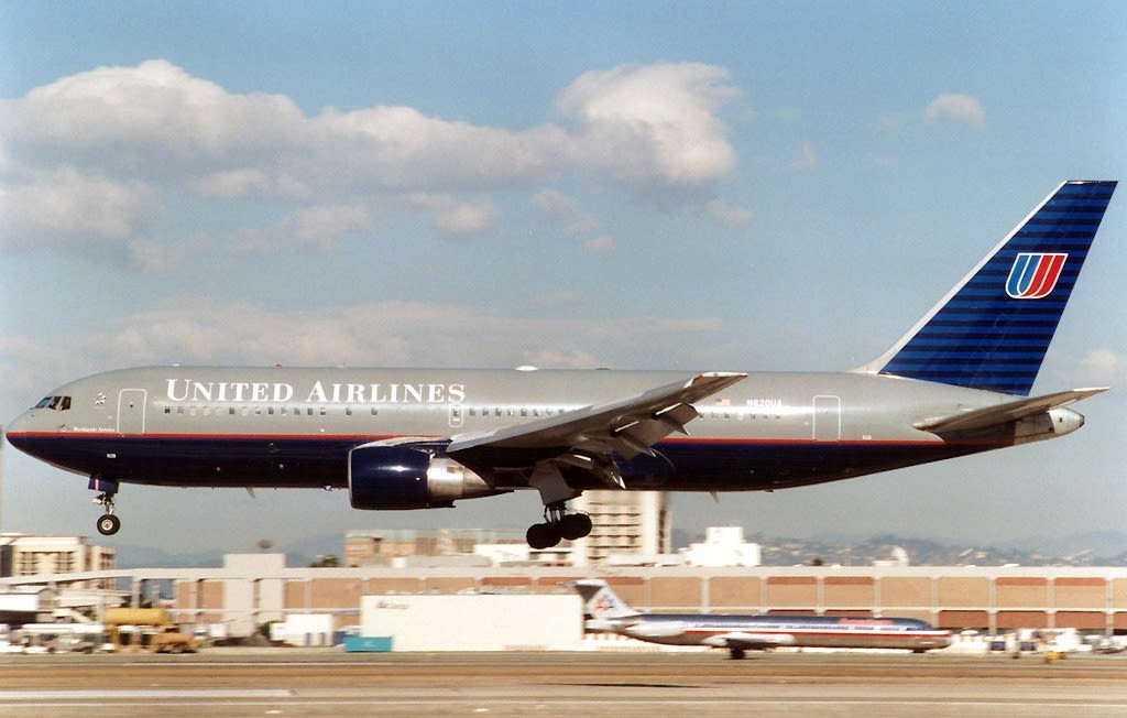 Boeing 767-222