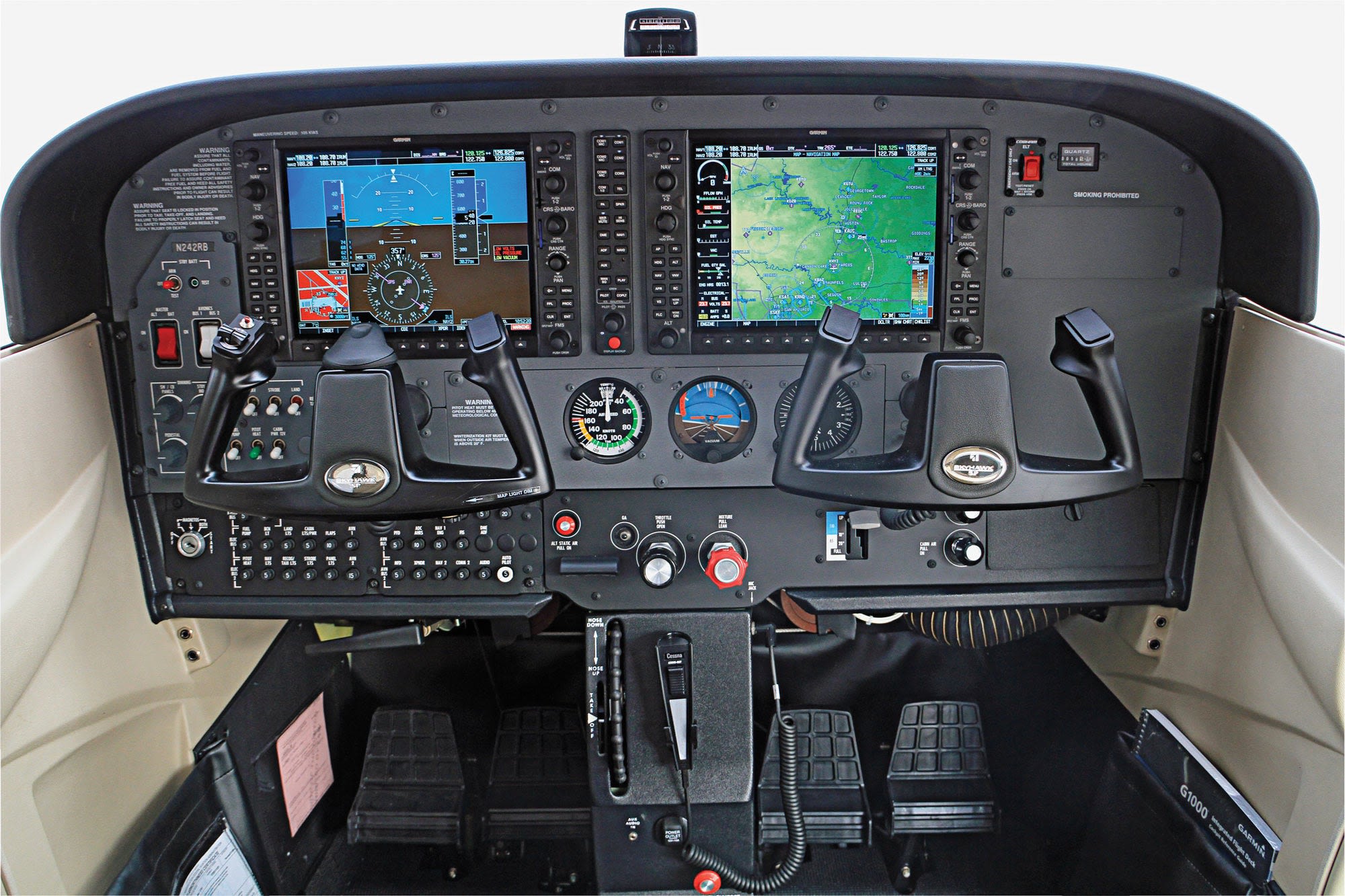 Cessna 172 Skyhawk Cockpit