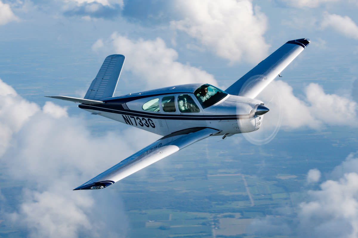 Beech Bonanza 02