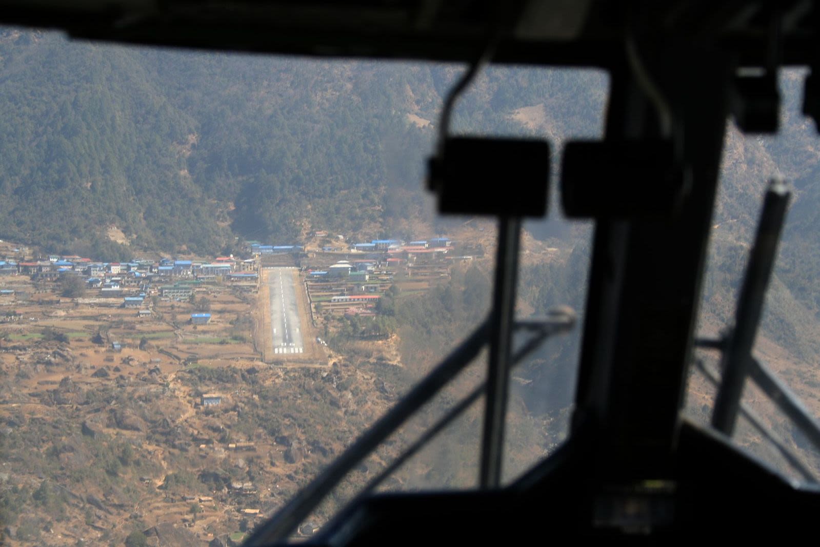 Lukla Airport 01