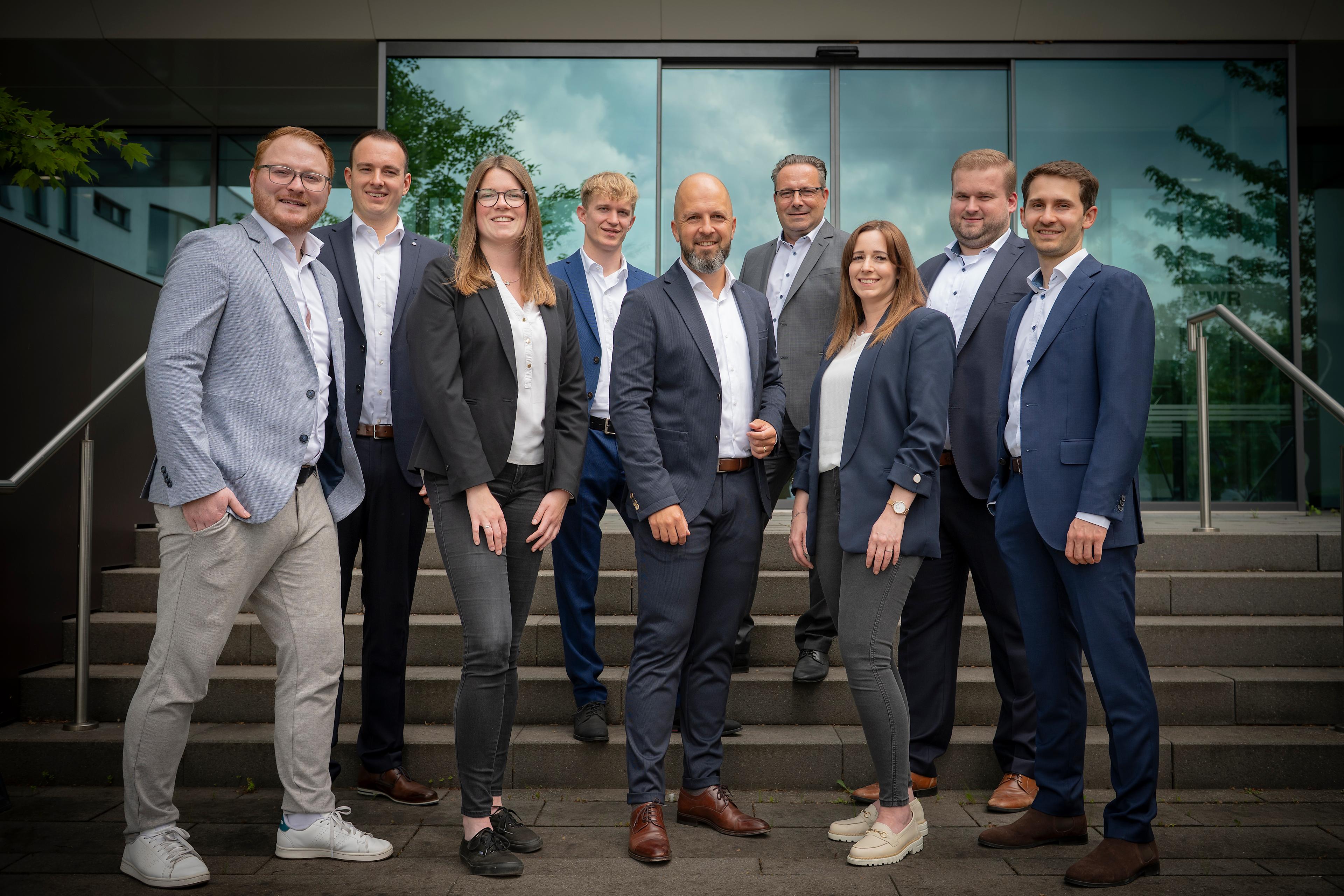 Teamfoto Gesellschaft und Politik