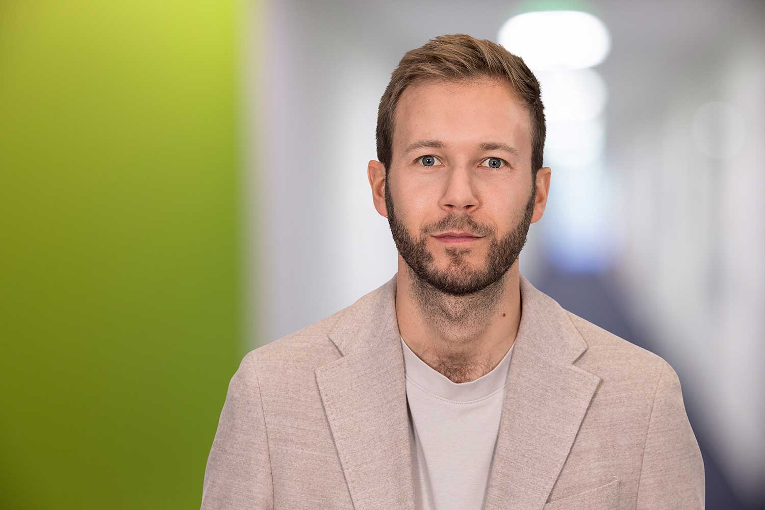 Portrait Mitarbeiter Dustin Hoffmann