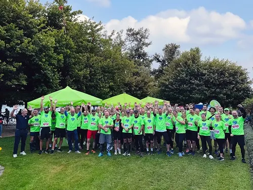 Das Laufteam aus der EWR-Unternehmensfamilie am Sonntag beim Nibelungenlauf.