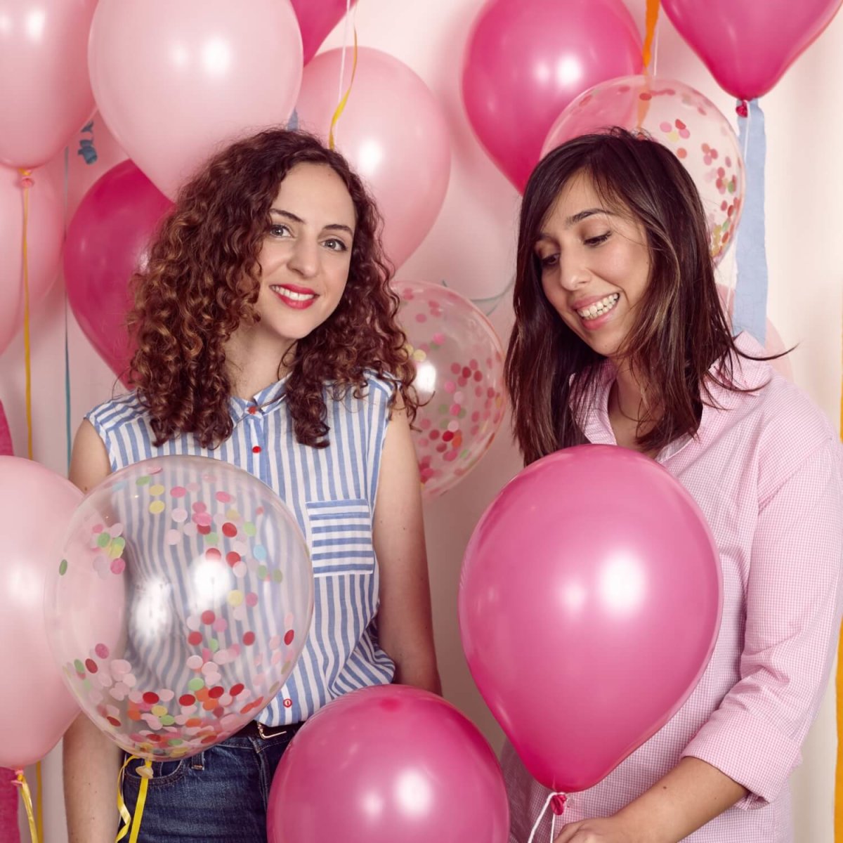poptails-business-owners-pink-balloons